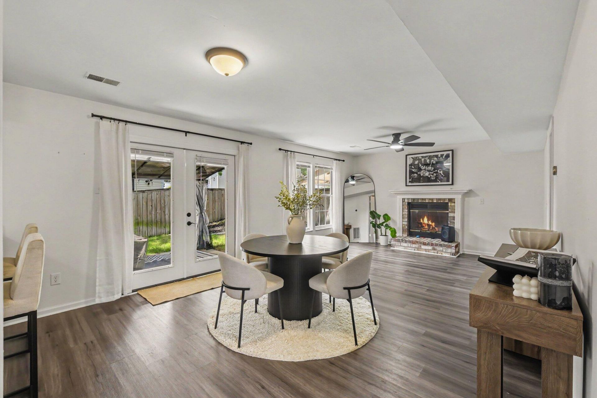 2076 Wild Flower Lane Photo 10