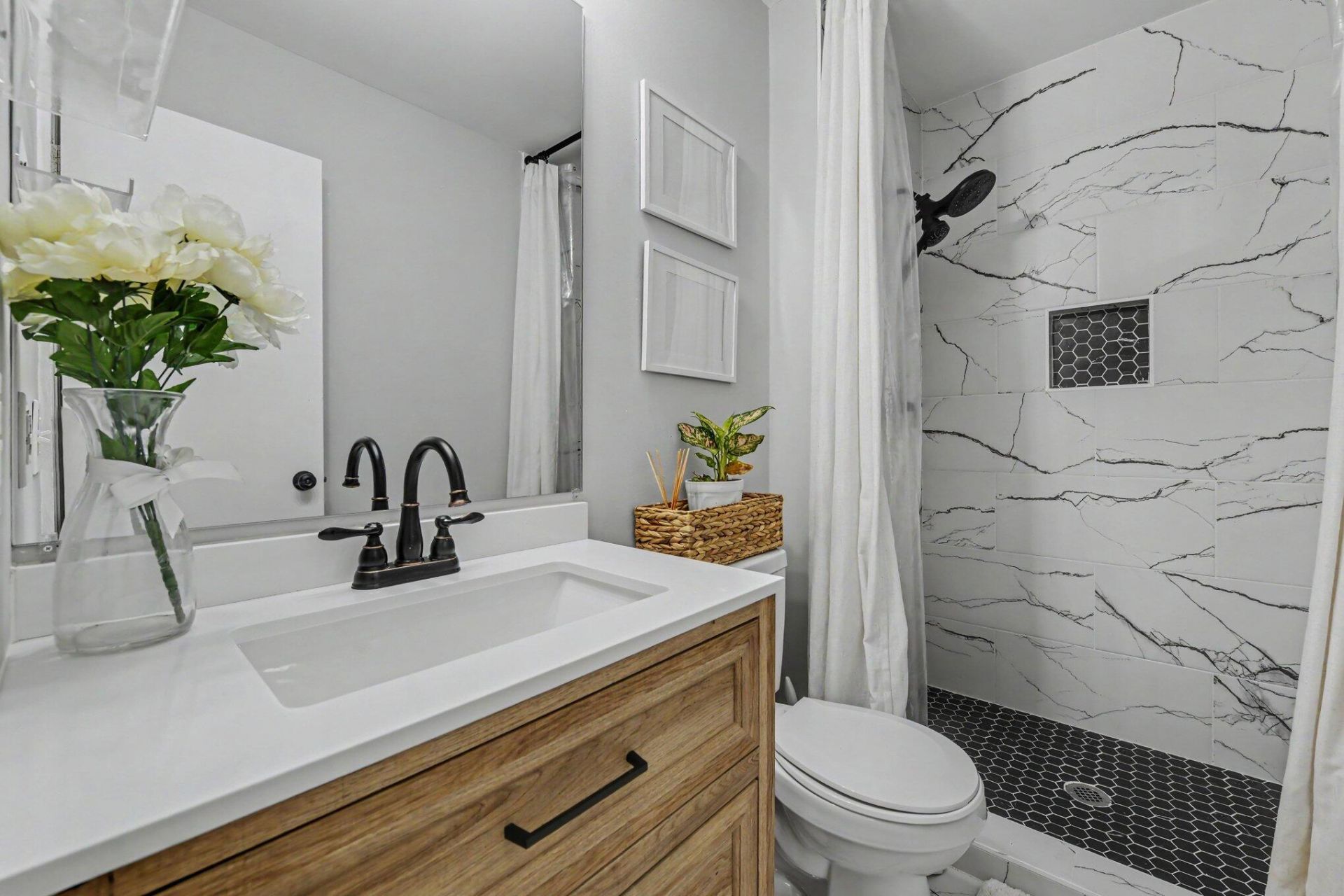 2076 Wild Flower Lane Photo 18