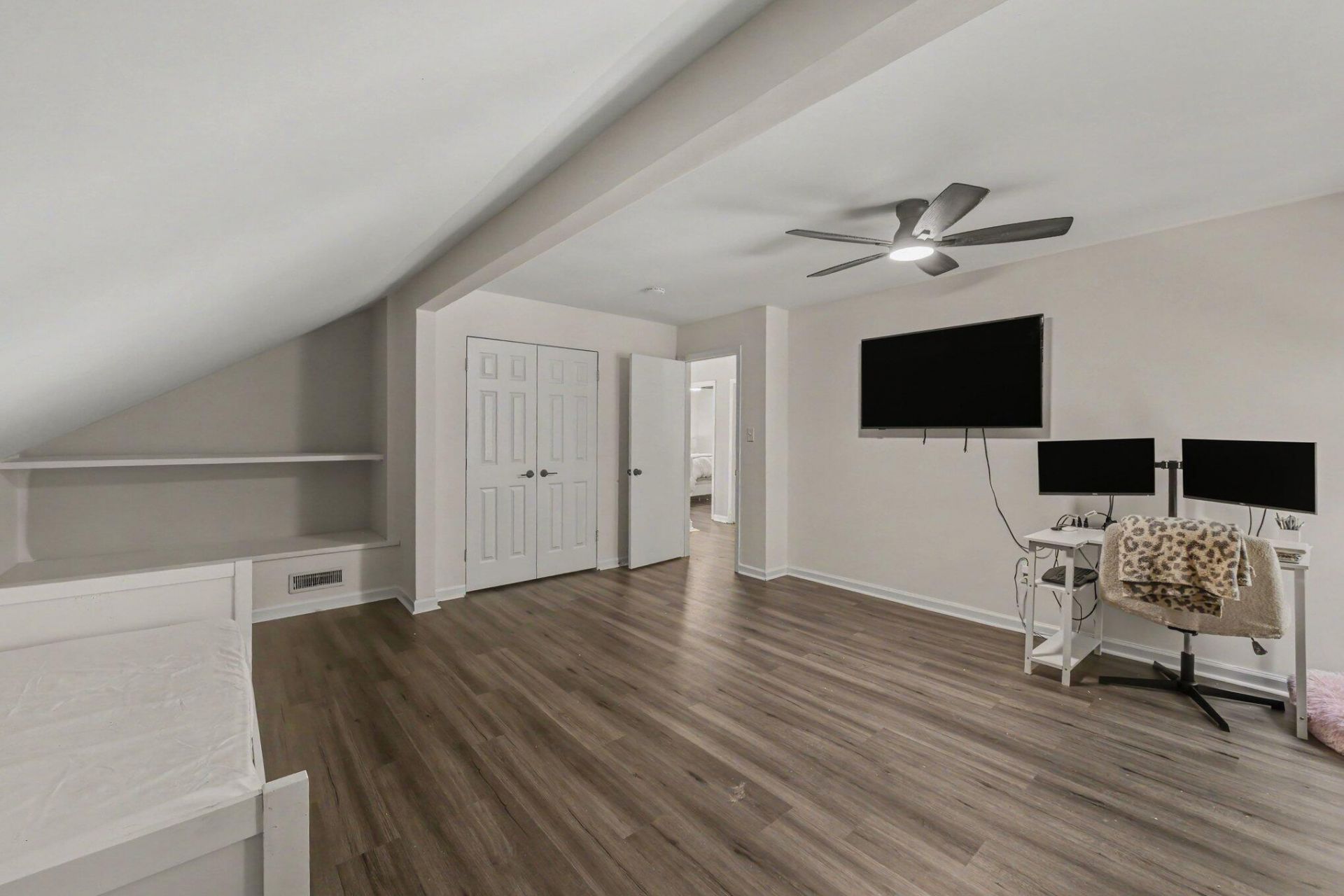 2076 Wild Flower Lane Photo 22