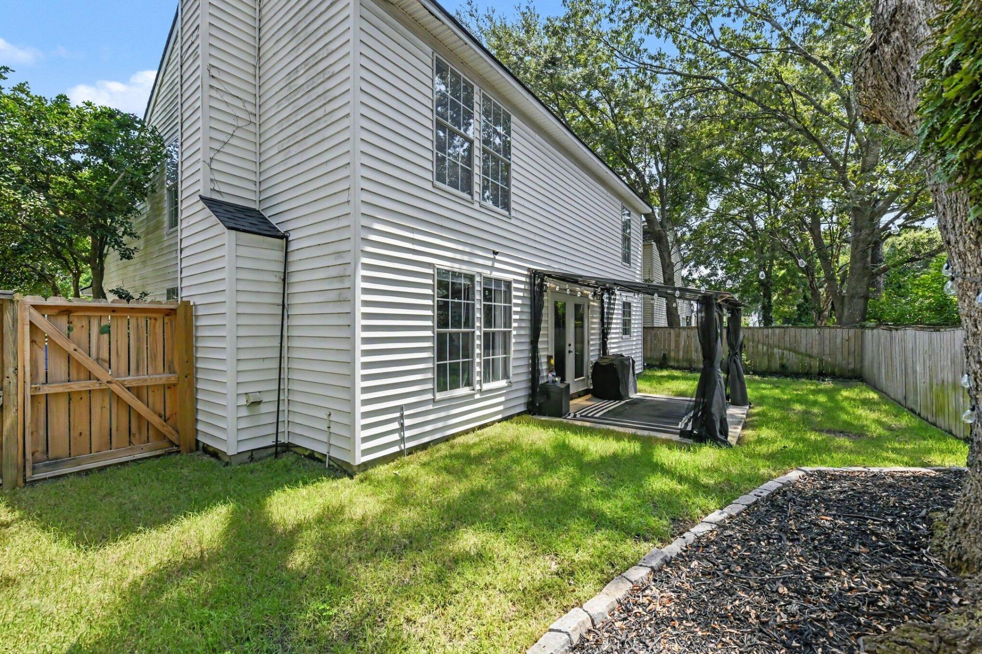 2076 Wild Flower Lane Photo 29