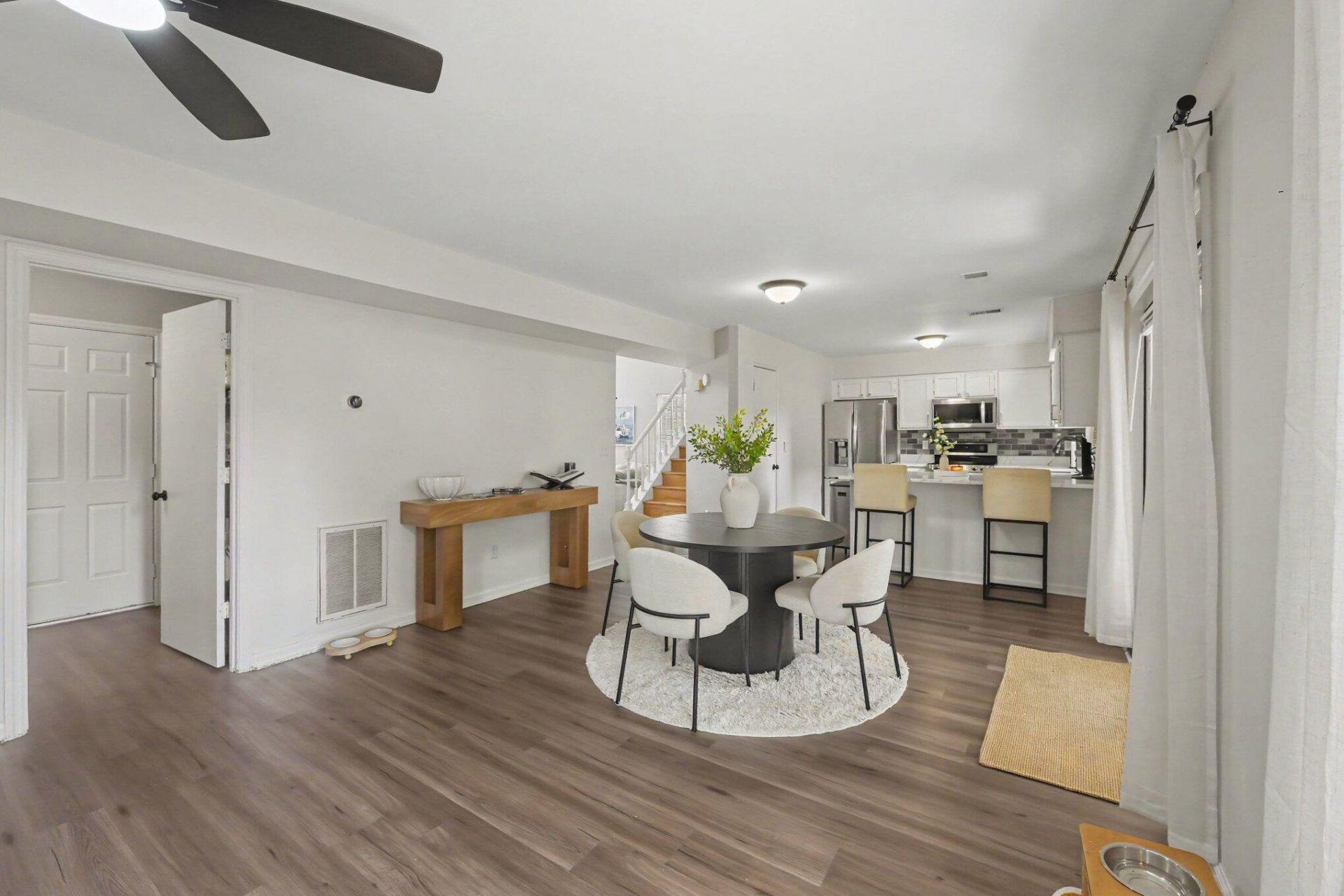 2076 Wild Flower Lane Photo 8