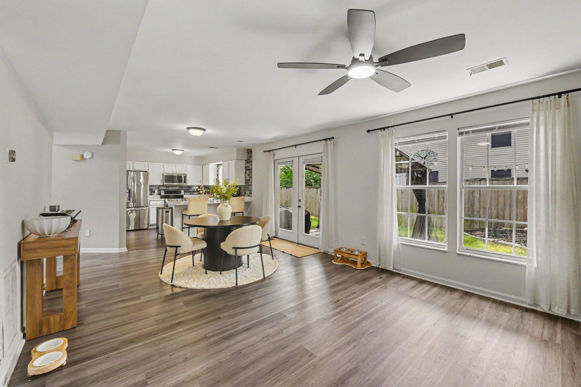 2076 Wild Flower Lane Photo 9