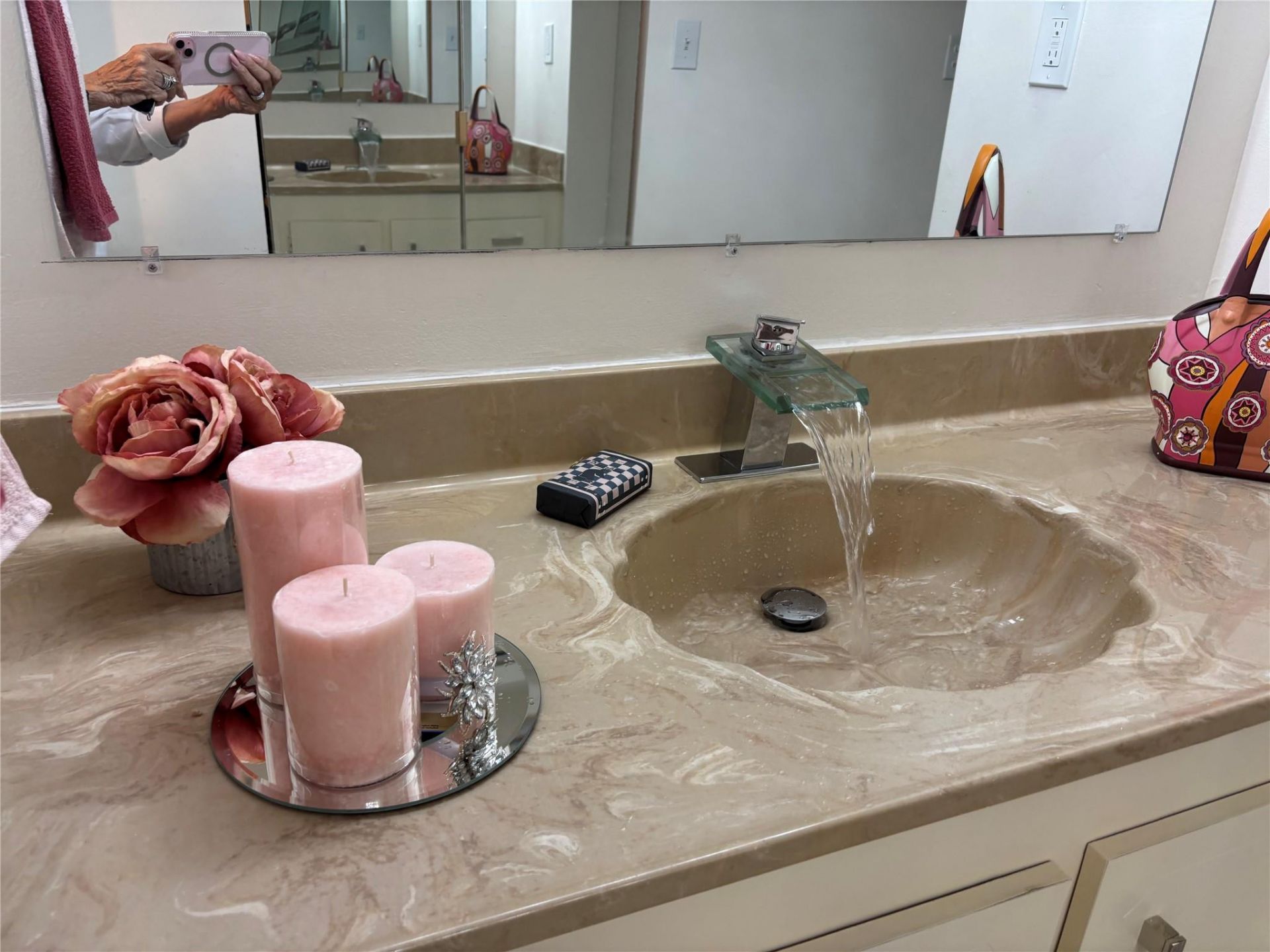 1100 Saint Charles Place, Unit 313, Pembroke Pines, FL 33026 Photo