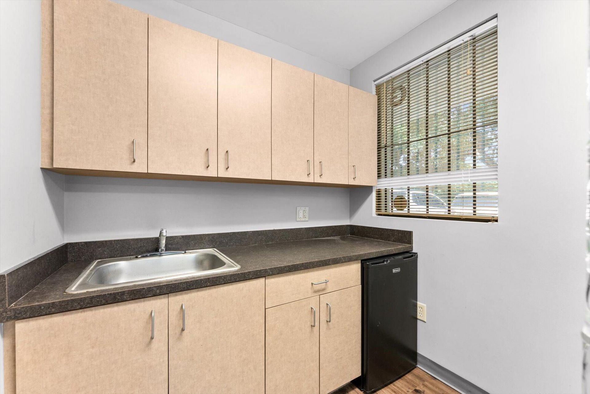 352 Tall Pines Road, Unit G, West Palm Beach, FL 33422 Photo