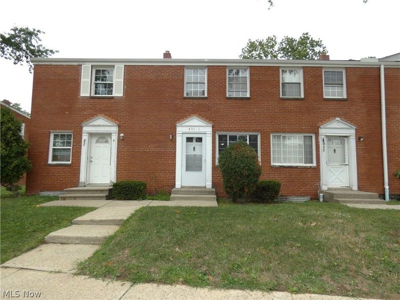 451 Clearview Drive, Euclid, OH 44123 Photo 1
