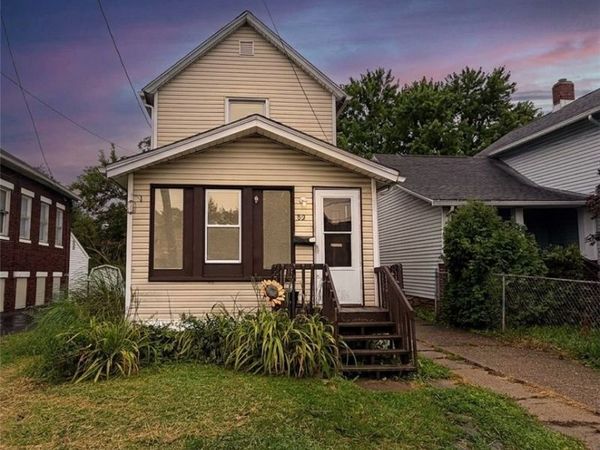 82 Brown Street, Barberton, OH 44203