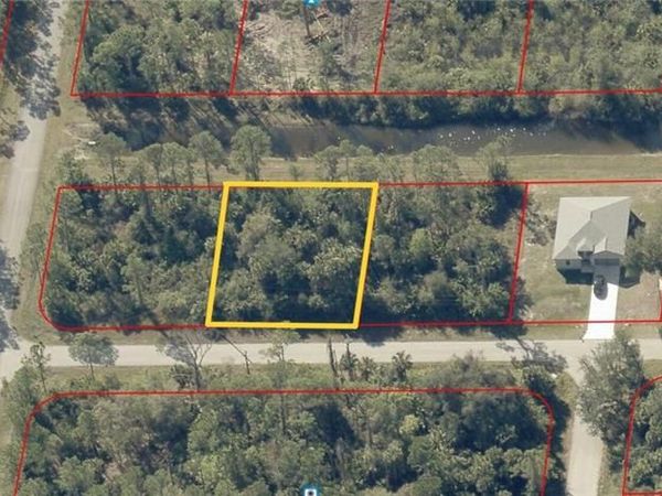 1244 Ravenswood ST E, LEHIGH ACRES, FL 33974