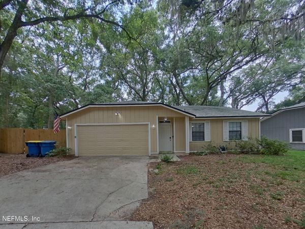 3572 RAYMUR VILLA Drive, Jacksonville, FL 32277