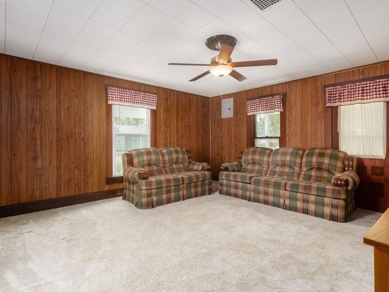 213 N School Street , Williamsport, OH 43164 Photo 14