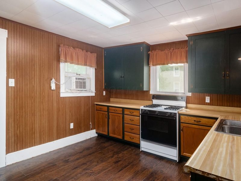 213 N School Street , Williamsport, OH 43164 Photo 18