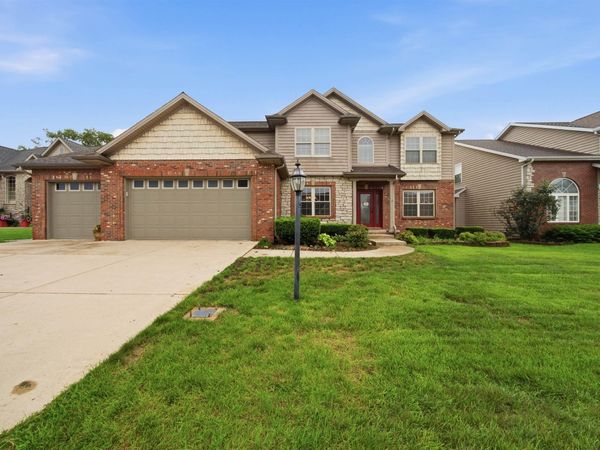4110 W ANNBRIAR Drive, Peoria, IL 61615