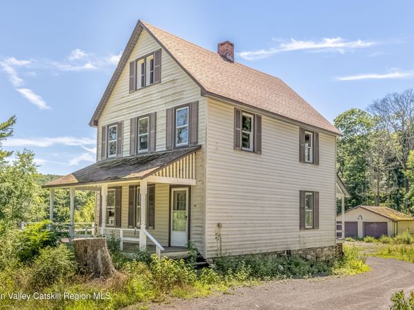 188 Henry Road, Cragsmoor, NY 12420