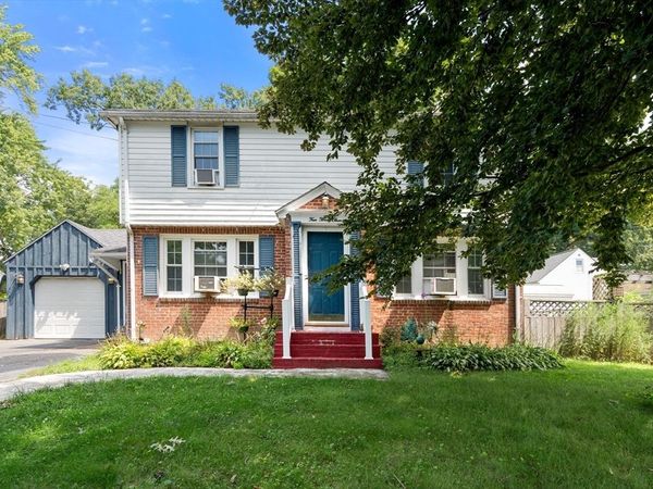 423 Tiffany St, Springfield, MA 01108