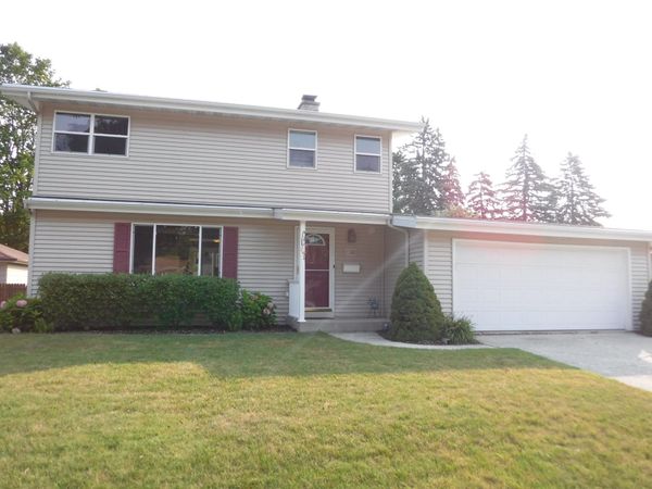 1708 Nagle Ave, Manitowoc, WI 54220