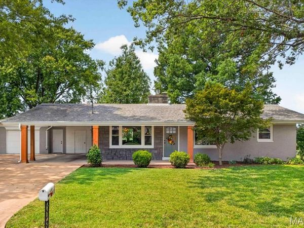 411 Washington Drive, Waterloo, IL 62298