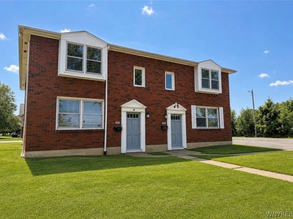 101 Draden Ln , Amherst, NY 14228
