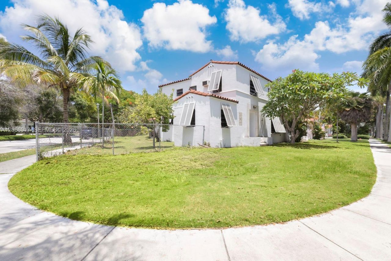 621 NE 57th St, Miami, FL 33137 Photo