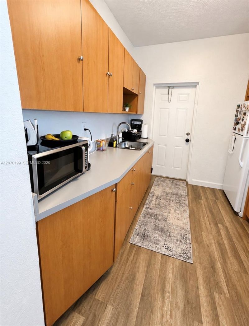 127 NW 47th Ter, Unit 2, Miami, FL 33127 Photo