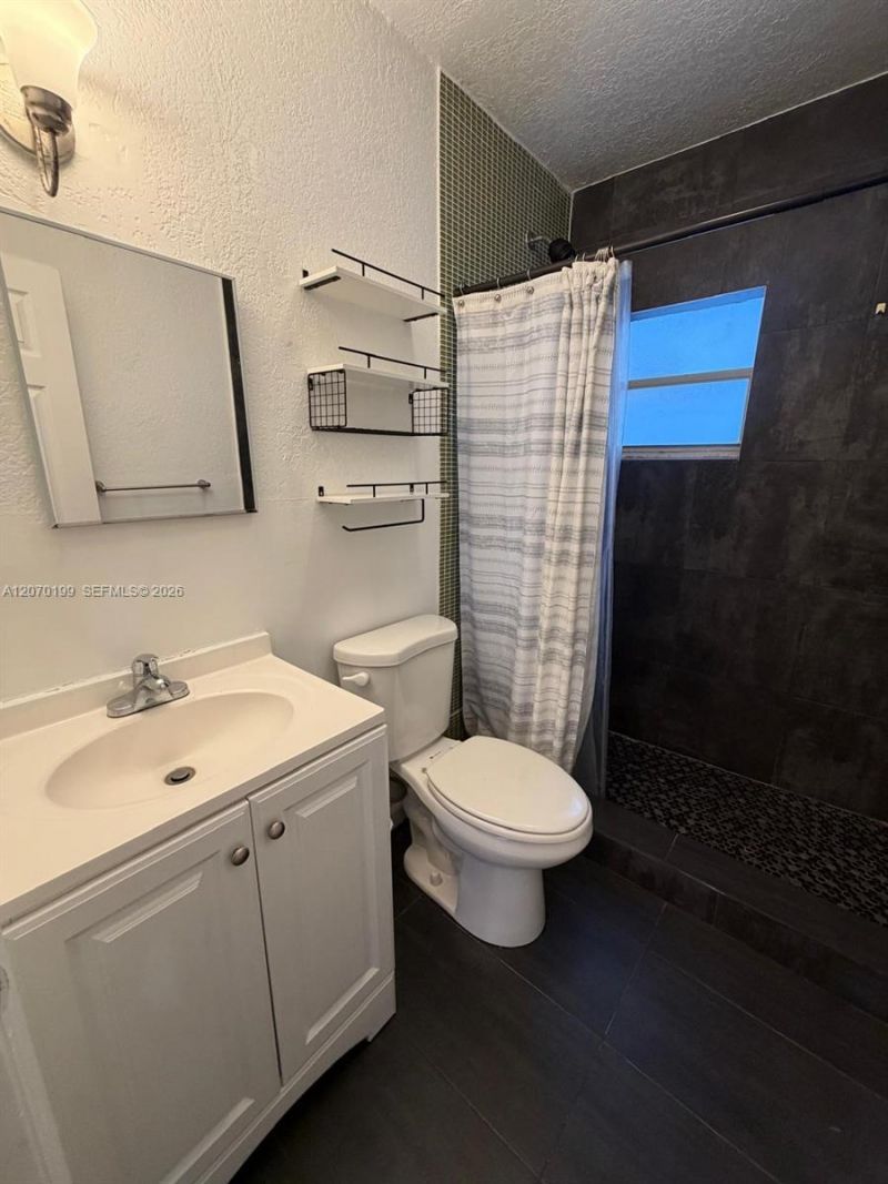 127 NW 47th Ter , Unit 2, Miami, FL 33127 Photo