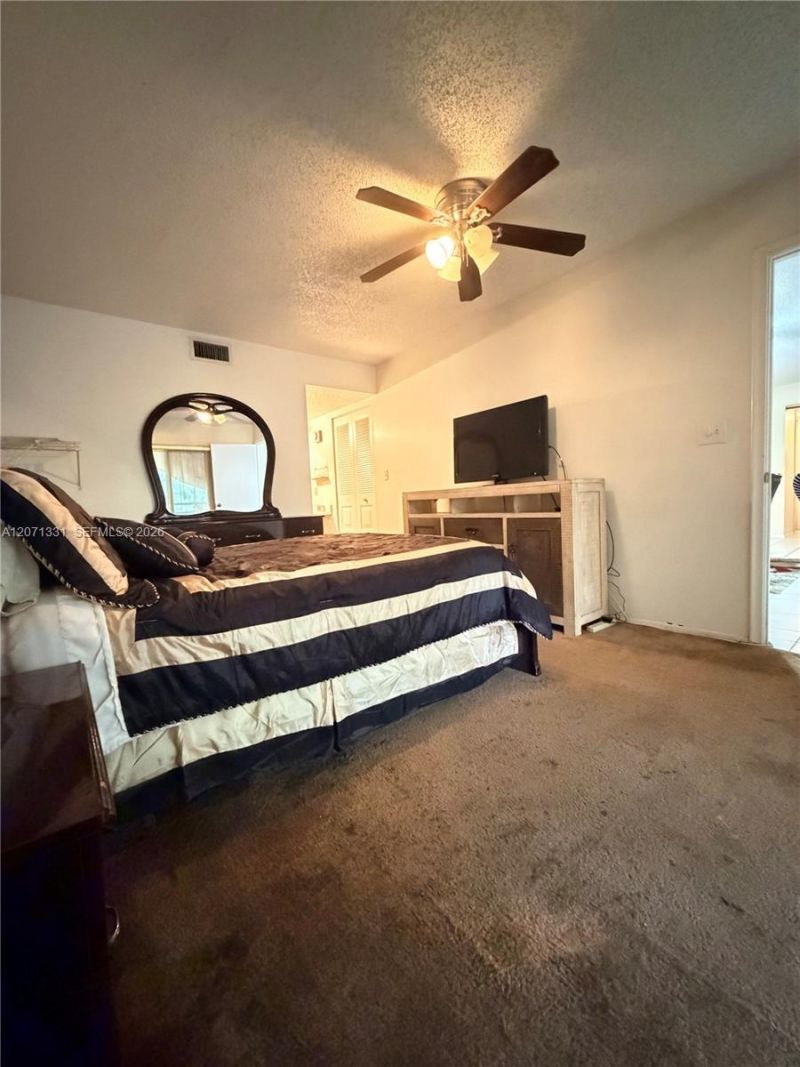 20035 NE 3rd Ct , Unit 6, Miami, FL 33179 Photo