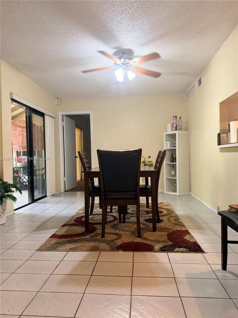 20035 NE 3rd Ct , Unit 6, Miami, FL 33179 Photo