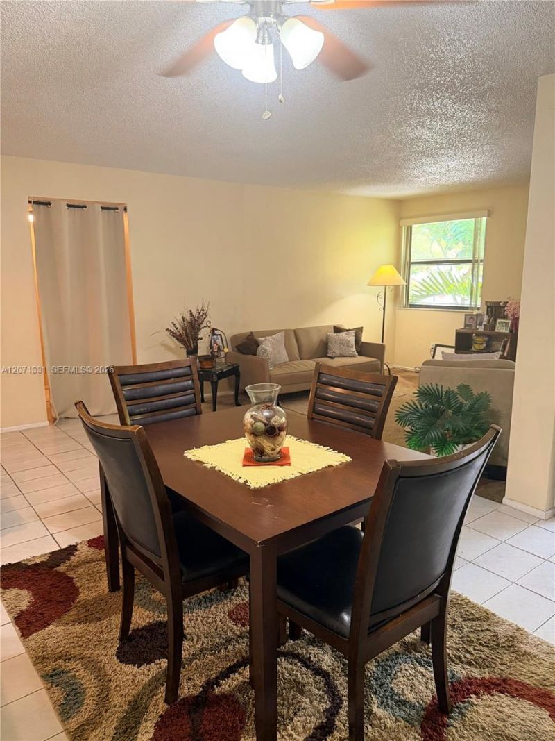 20035 NE 3rd Ct , Unit 6, Miami, FL 33179 Photo