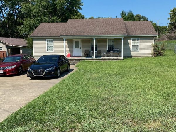 117 East Drive , Newbern, TN 38059
