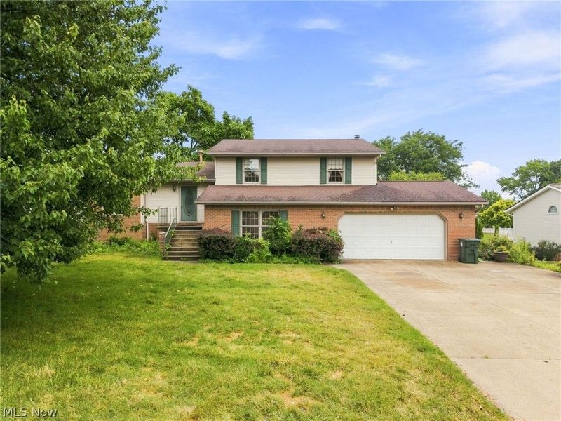 1421 44th Street NE, Canton, OH 44714 Photo 2