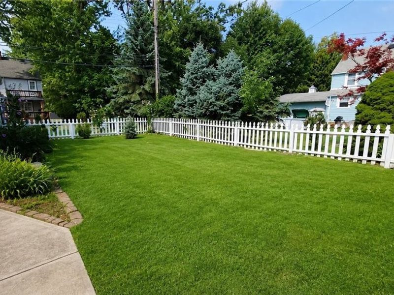 34 E 211th Street, Euclid, OH 44123 Photo 3