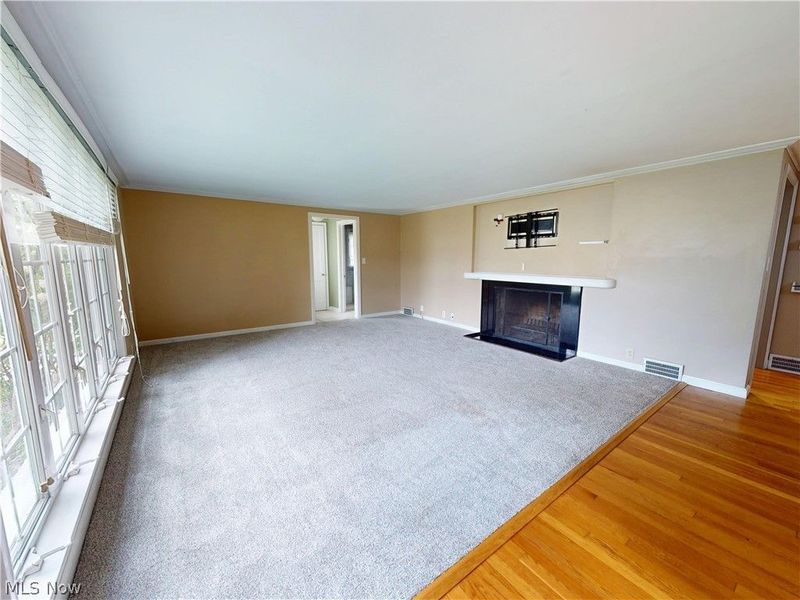 34 E 211th Street, Euclid, OH 44123 Photo 4