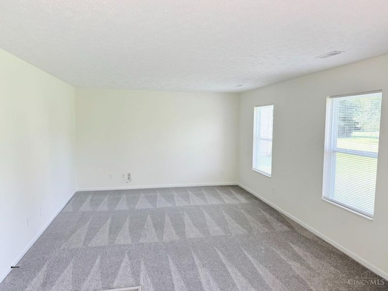 635 Willow Place, Trenton, OH 45067 Photo 8