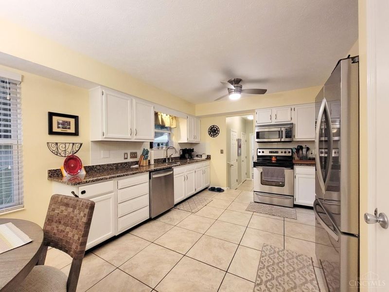 565 Riverbend Court, Fairfield, OH 45014 Photo 9