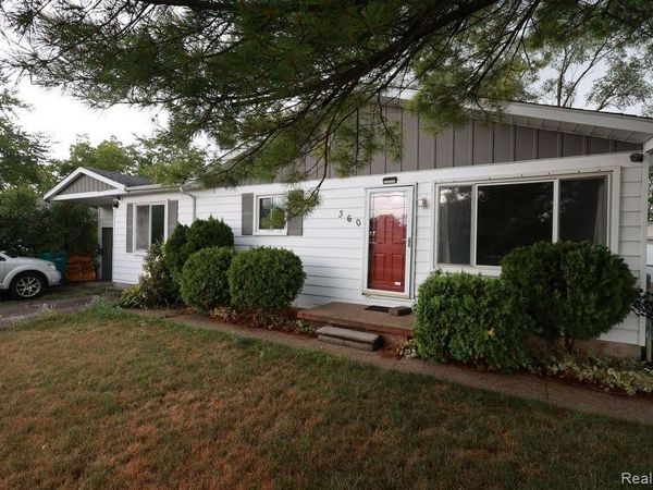 360 Woodlawn Avenue, York Township, Mi 48198