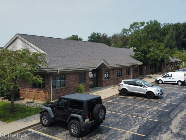 3081 Commerce Drive, Fort Gratiot Township, Mi 48059