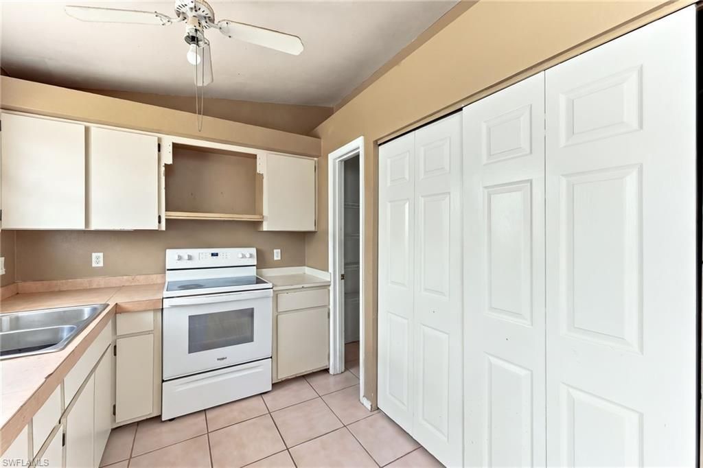 2361 4th Ave Ne, Naples, FL 34120 Photo