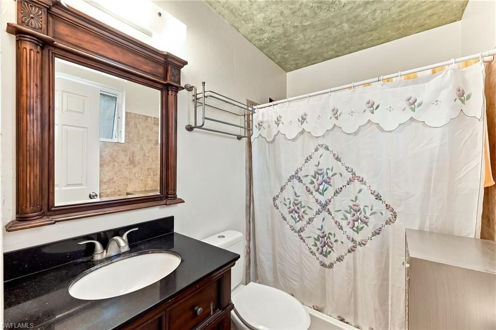 2361 4th Ave Ne, Naples, FL 34120 Photo