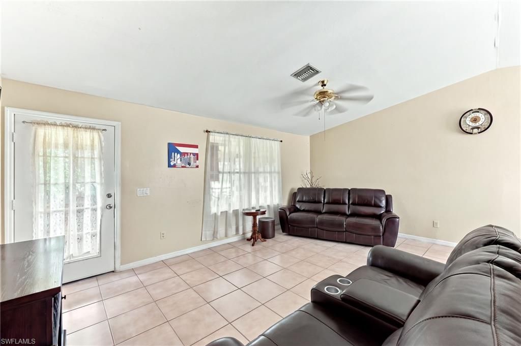 2361 4th Ave Ne, Naples, FL 34120 Photo