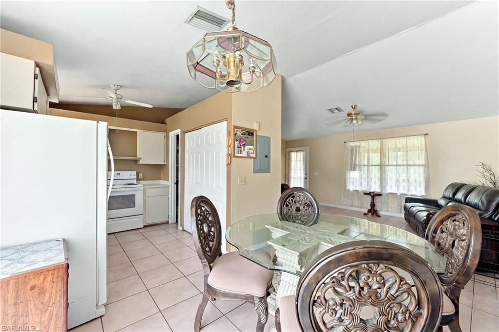 2361 4th Ave Ne, Naples, FL 34120 Photo
