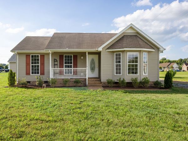 602 Portland Blvd, Portland, TN 37148