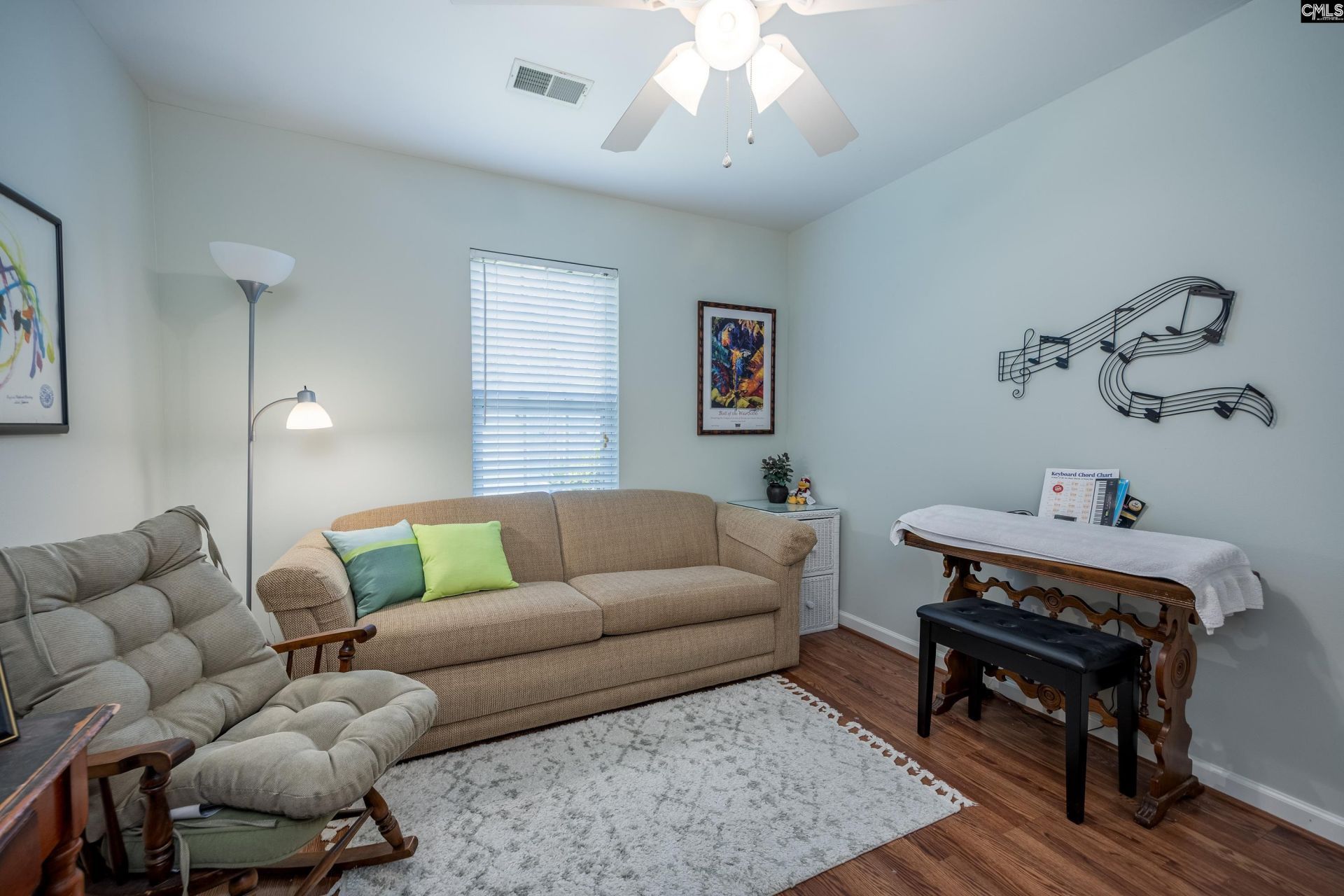 200 Twin Oaks Lane  Photo 31