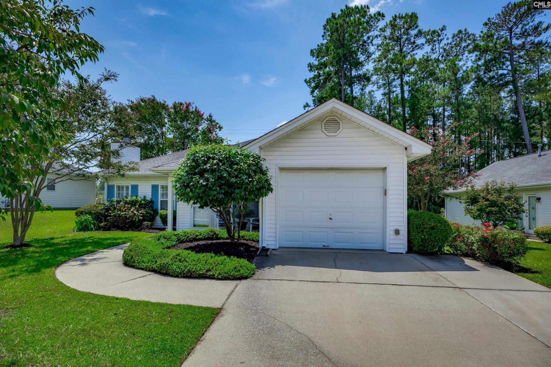 200 Twin Oaks Lane  Photo 4