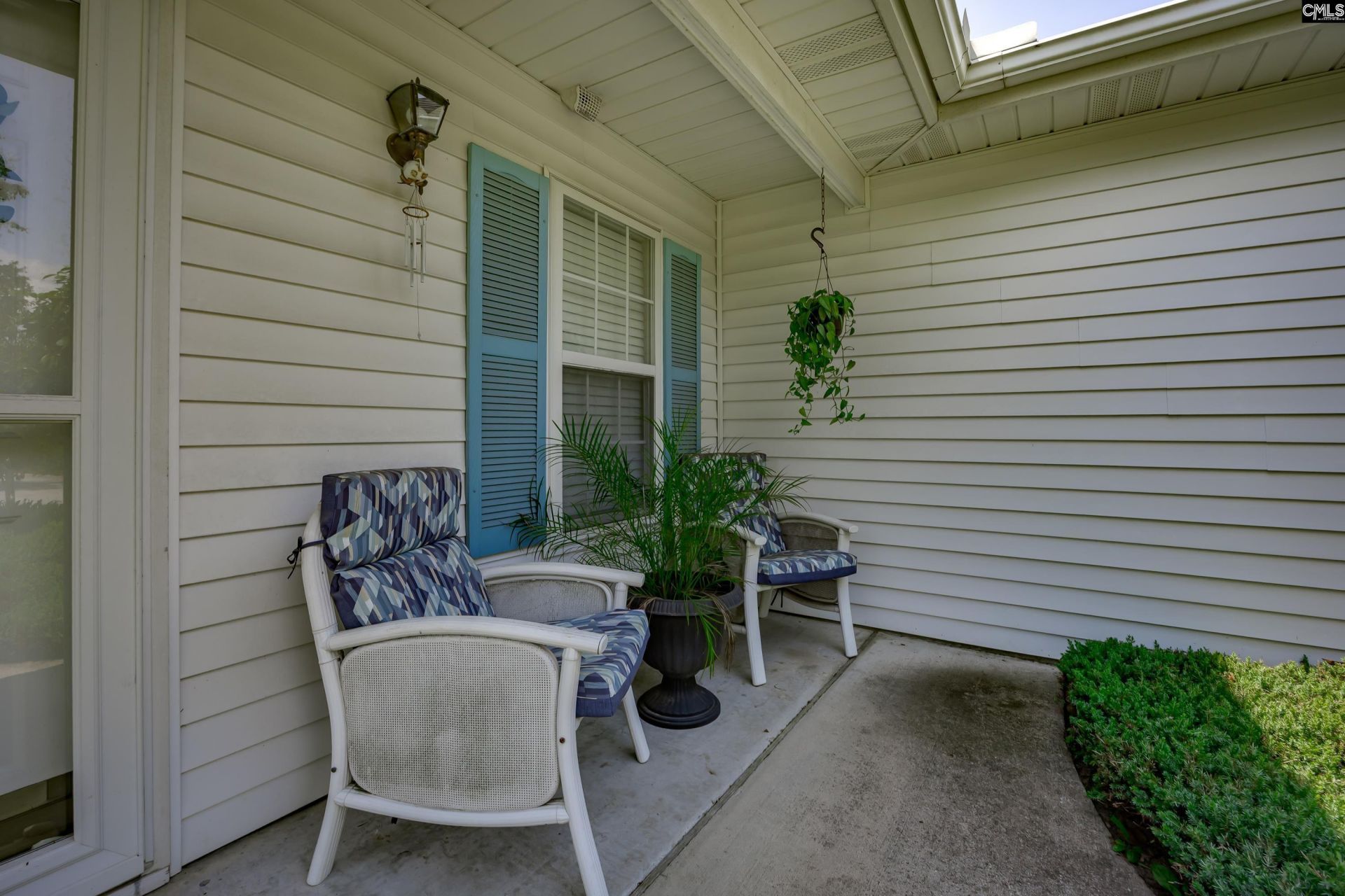 200 Twin Oaks Lane  Photo 6