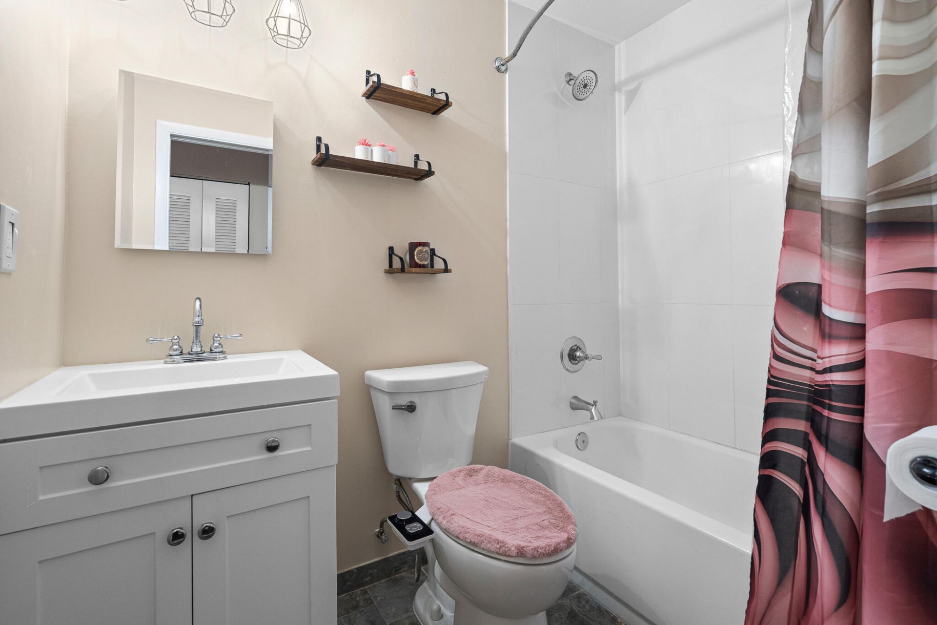 7660 NW 96th Terrace, Tamarac, FL 33321 Photo