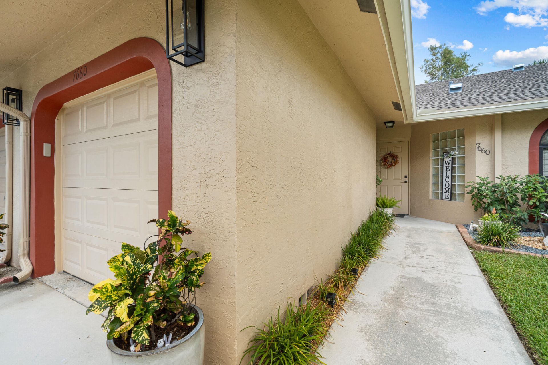 7660 NW 96th Terrace, Tamarac, FL 33321 Photo