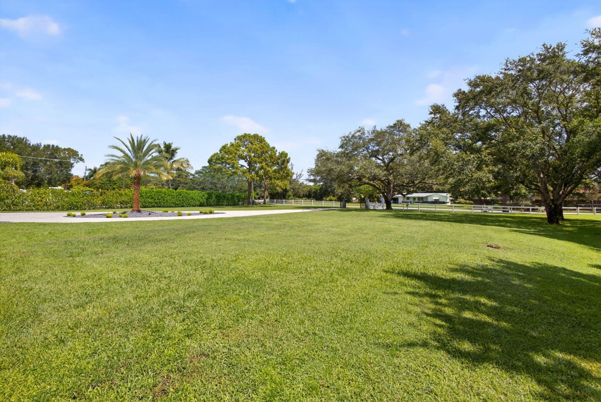 4628 Square Lake Drive, Palm Beach Gardens, FL 33418 Photo