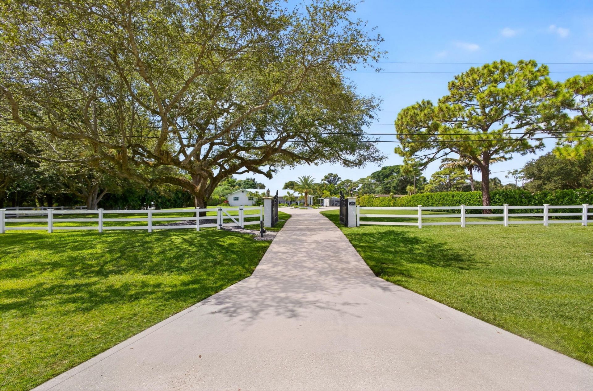 4628 Square Lake Drive, Palm Beach Gardens, FL 33418 Photo
