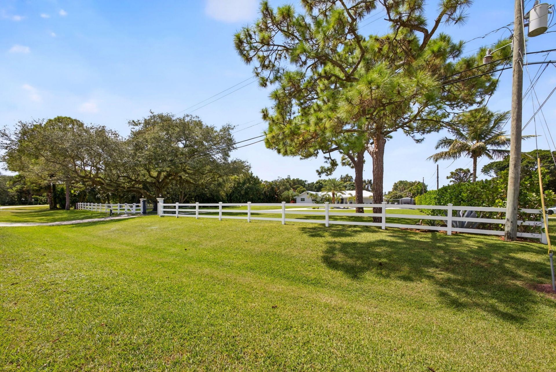 4628 Square Lake Drive, Palm Beach Gardens, FL 33418 Photo