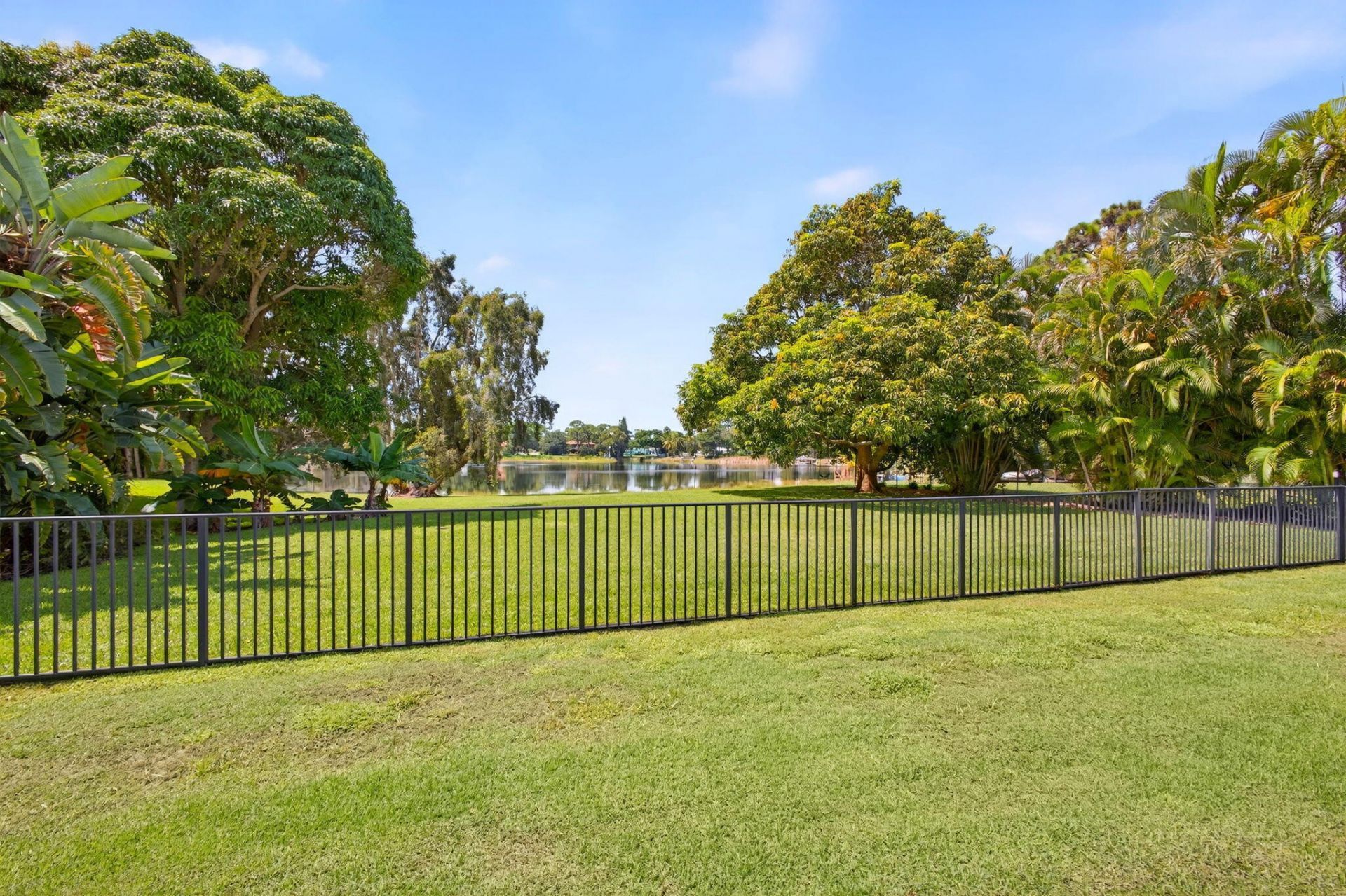 4628 Square Lake Drive, Palm Beach Gardens, FL 33418 Photo