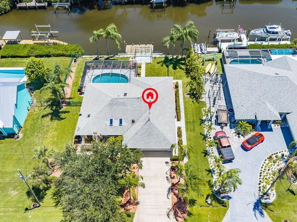 433 12th Street SE, Vero Beach, FL 32962