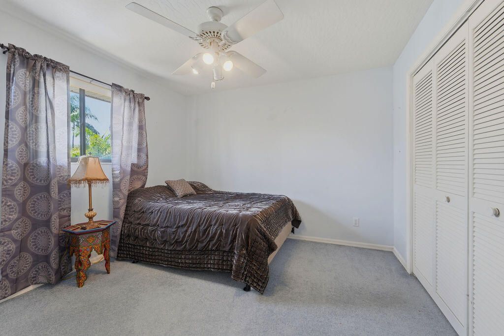 433 12th Street Se, Vero Beach, FL 32962 Photo